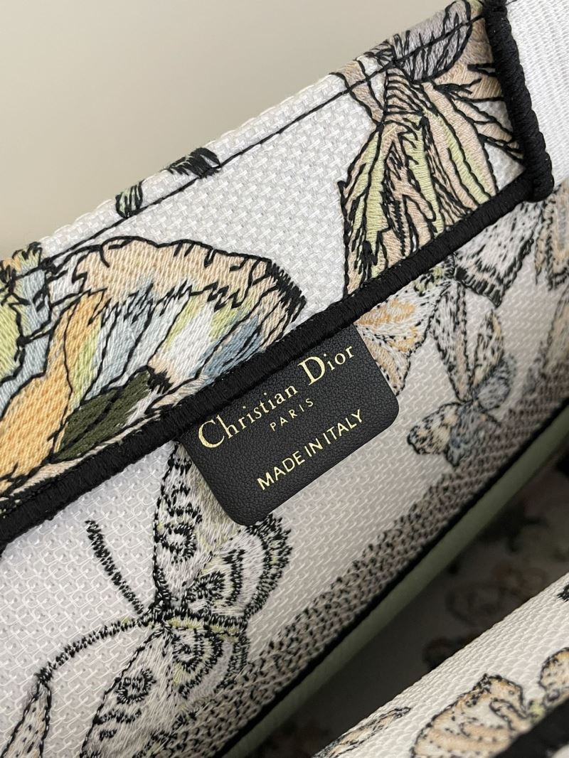 Christian Dior Shopping Bags